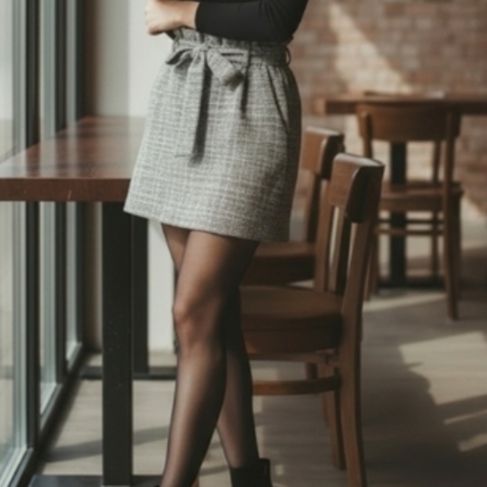Women's Tweed Skirt With Pockets